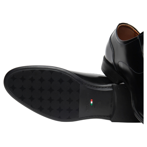 Scarpe stringate NeroGiardini uomo E601050UE