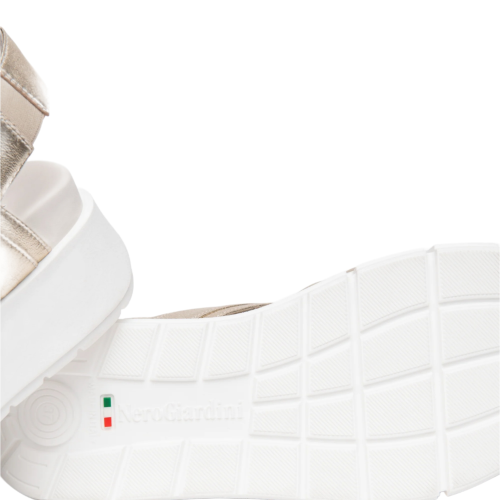 Sandalias de mujer NeroGiardini E617064D