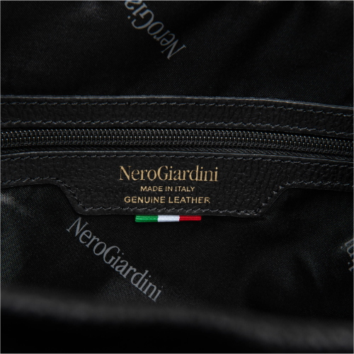 NeroGiardini Women’s Backpack I644353D in Leather and Technical Fabric