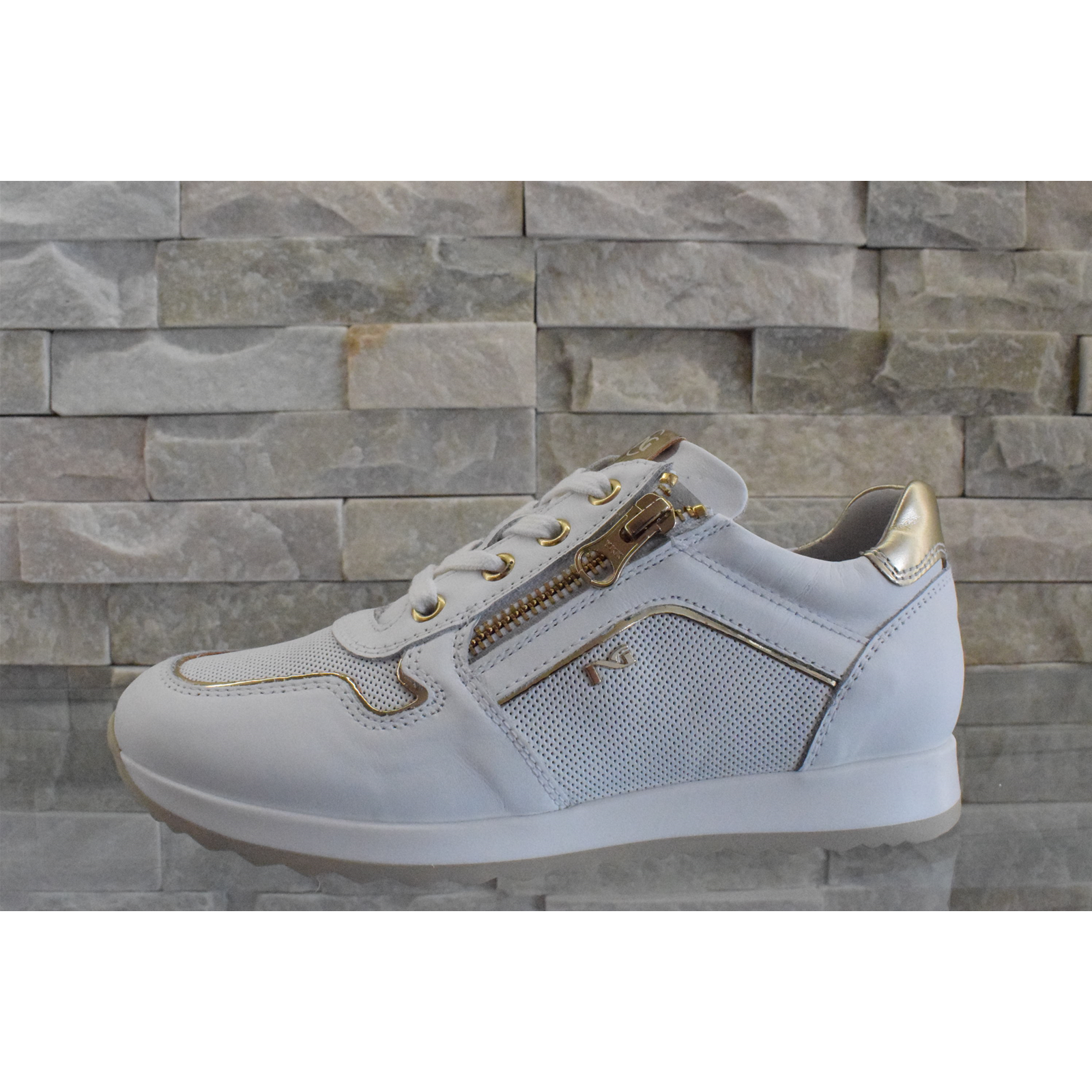 SCARPE NERO GIARDINI RAGAZZA DAL 35 39 P830020F/707 SCARPE NERO GIARDINI RAGAZZA DAL 35 39 P830020F/707